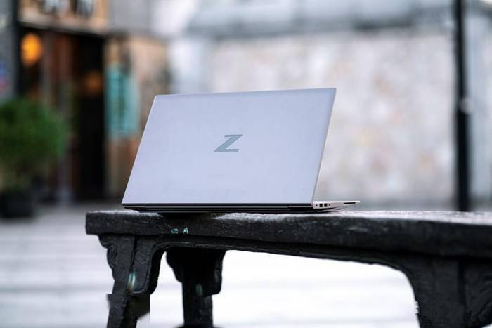 惠普ZBook Firefly 14 G7评测：颠覆轻薄的工作站，助力移动办公 